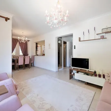 Holiday Villa In Terrace Life Villa *