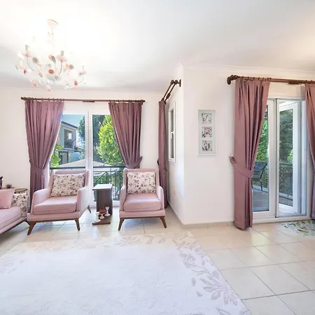 Villa Holiday Villa In Terrace Life *