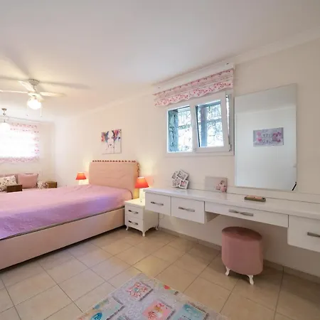 וילה Holiday Villa In Terrace Life גוג'ק